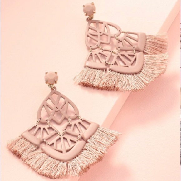 Stella & Dot Jewelry - Alexandria Chandeliers blush